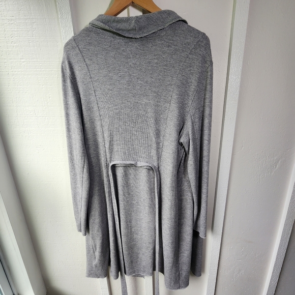 Gray Women's Robe - Picture 6 of 16